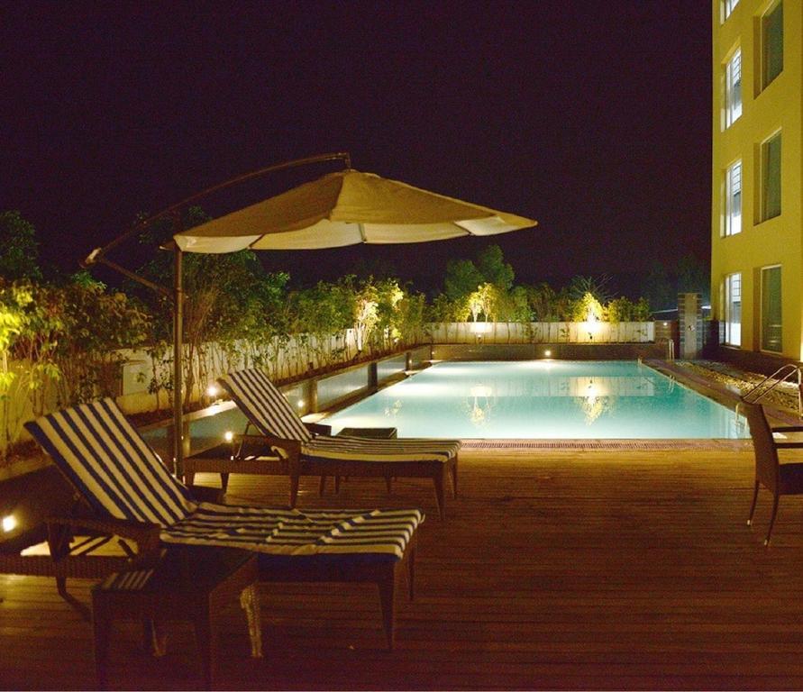 Country Inn & Suites By Radisson, Gurugram Sohna Road Екстериор снимка