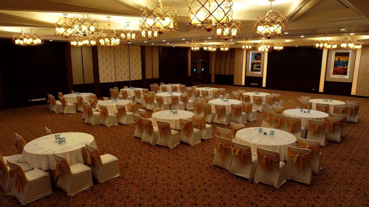 Country Inn & Suites By Radisson, Gurugram Sohna Road Екстериор снимка
